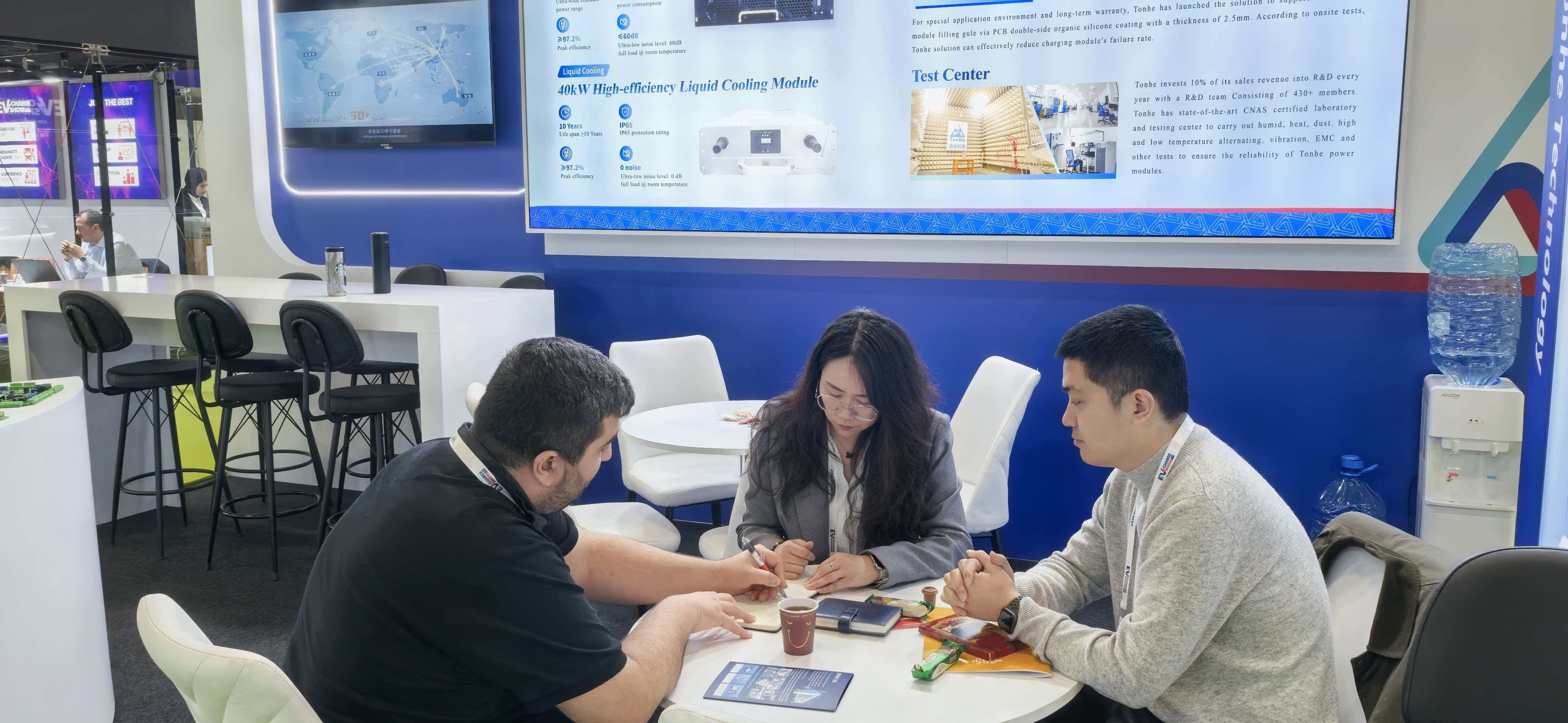 Tonhe Technology apresenta soluções de ponta para carregamento de veículos elétricos no EV CHARGE SHOW 2025